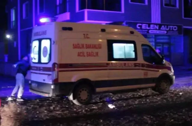 Sevgilisinin oğlu tarafından bıçaklanmıştı, hayatını kaybetti