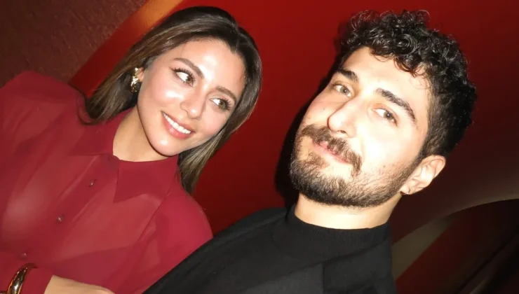 Sıla Türkoğlu'nun vesikalık detayı dikkat çekti: Sevgilisine "romantik serseri" notu