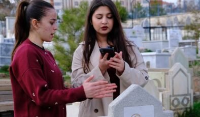 Sivas'ta bir garip olay: Pusula ile mezarlığa gidenler şaşıp kalıyor