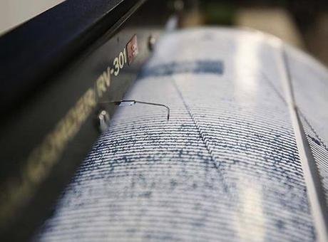 SON DAKİKA DEPREMLER: Akdeniz’de 4,2 büyüklüğünde deprem