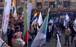 Suriye'de bir grup ayrılıkçı Dürzi, İsrail bayraklarıyla sokağa çıktı!