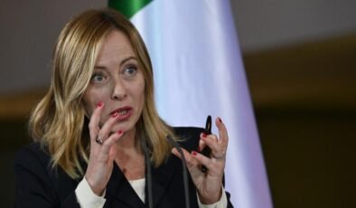 İtalya İsrail ile savunma anlaşmalarını askıya alıyor