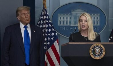Trump, Adalet Bakanı Pam Bondi'yi görevden aldı