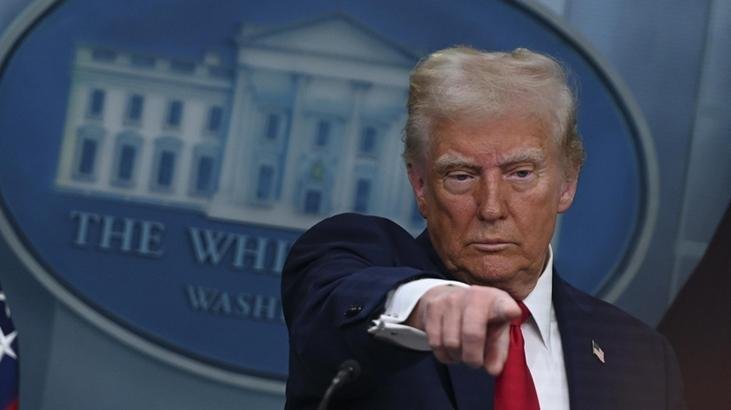 Trump'tan medyaya tehdit: Şarlatanlık yapıyorlar, federal soruşturma başlatılacak