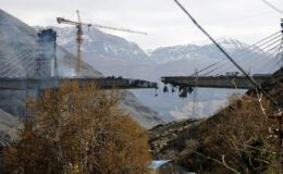 İran basını: ABD-İsrail, ülke genelinde 4 köprüye saldırdı