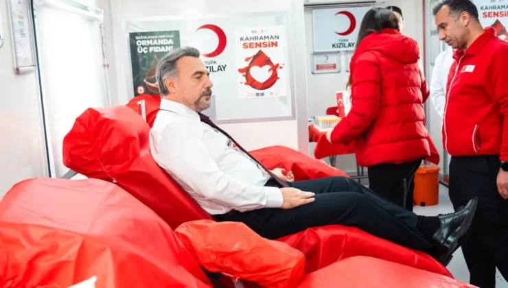 Türk Kızılay'dan Oktay Kaynarca ile kan bağışı çağrısı: "Kahraman sensin!"