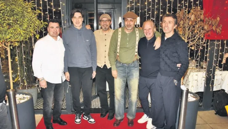 Ünlüler milli coşkuyu bir arada yaşadı