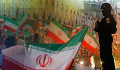 "Düşürülen ABD uçağının pilotunu sağ ele geçirene ödül verilecek"