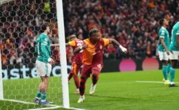 Galatasaray Liverpool'u bir kez daha geçti! 'İstanbul Laneti' İngilizleri esir aldı