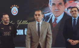 Galatasaray'da başkan Dursun Özbek'in doğum günü kutlandı