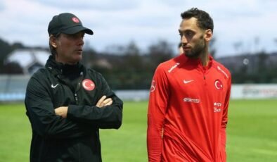 Kosova maçı öncesi Hakan Çalhanoğlu'ndan sürpriz çıkış! "Bizi kışkırtmaya çalışıyorlar…"