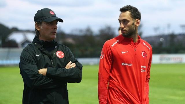 Kosova maçı öncesi Hakan Çalhanoğlu'ndan sürpriz çıkış! "Bizi kışkırtmaya çalışıyorlar…"