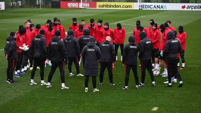 A Milli Takım, Kosova yolculuğu öncesi Riva’da çalıştı