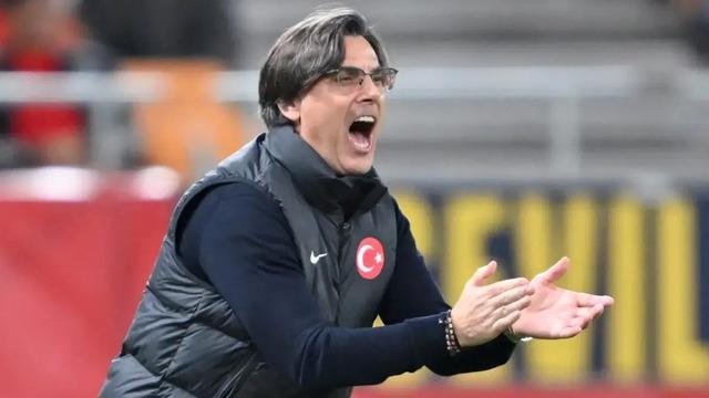 SON DAKİKA | Vincenzo Montella tarihe geçti! A Milli Takım'da rekor kıran ilk düdük…