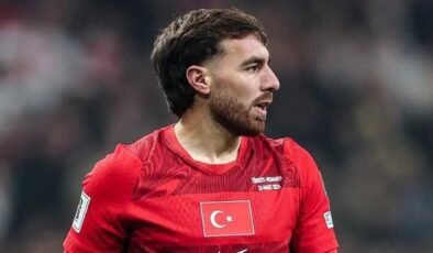 Kosova karşısında sahada orkestra şefliği yaptı! Orkun Kökçü'den tarihe geçen performans